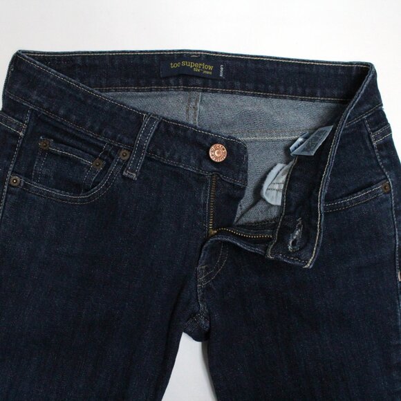 Junior Women's Size 1 Medium Levi's 524 Too Super Low Skinny Leg Jeans - Picture 4 of 14